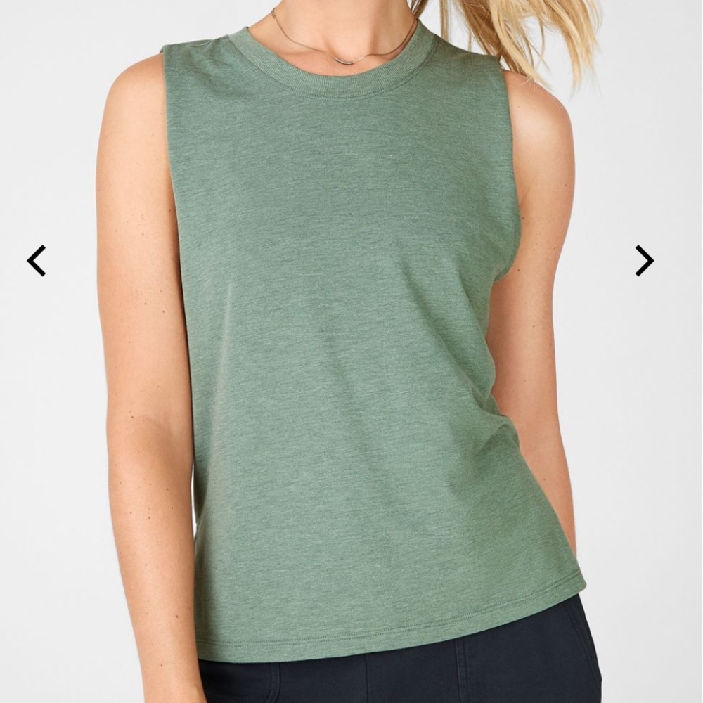 NWT Fabletics Loveday Tank